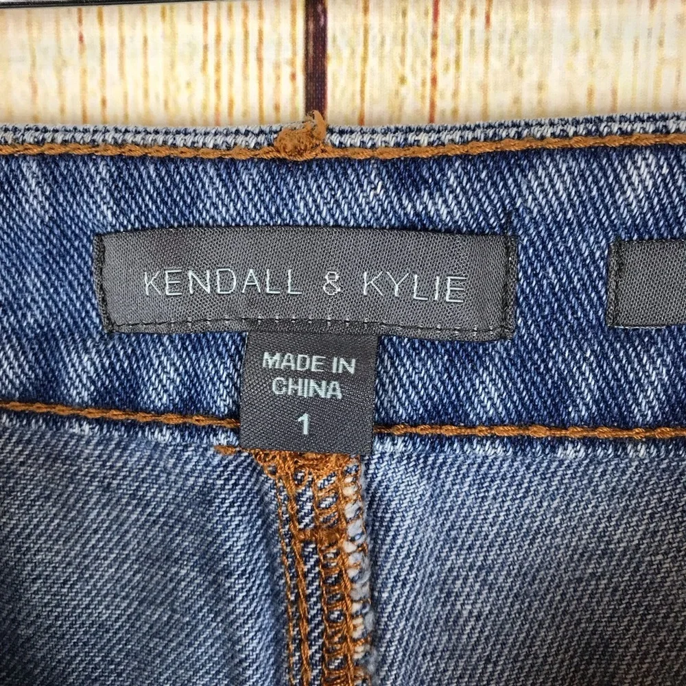 Kendall & Kylie High Rise Frayed Hem Shorts Size 1‎
